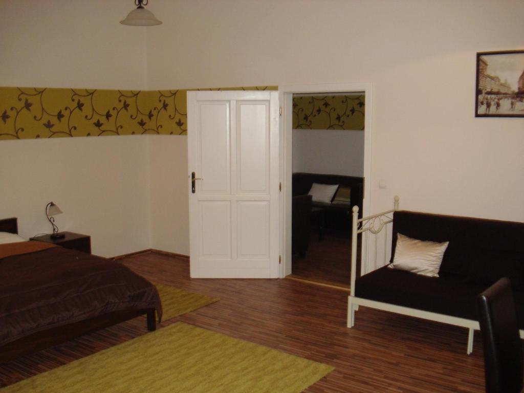 미슈콜츠 Promenade Panzio B&B 객실 사진