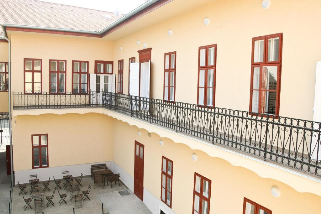 미슈콜츠 Promenade Panzio B&B 객실 사진
