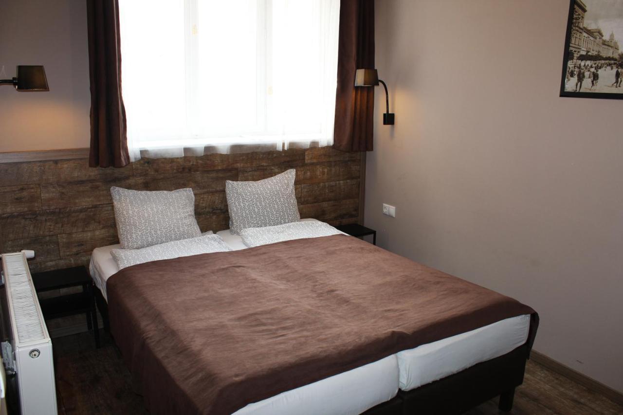 미슈콜츠 Promenade Panzio B&B 외부 사진