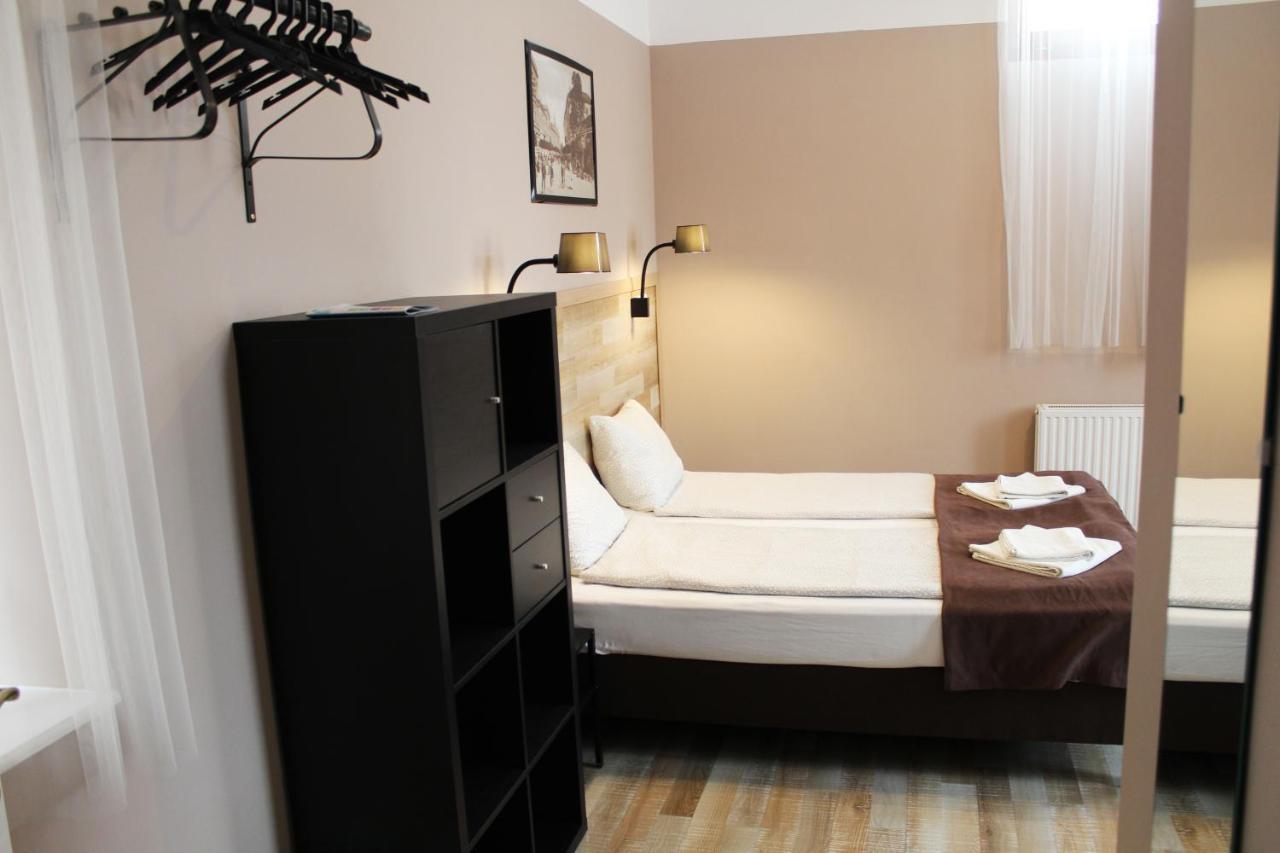 미슈콜츠 Promenade Panzio B&B 외부 사진