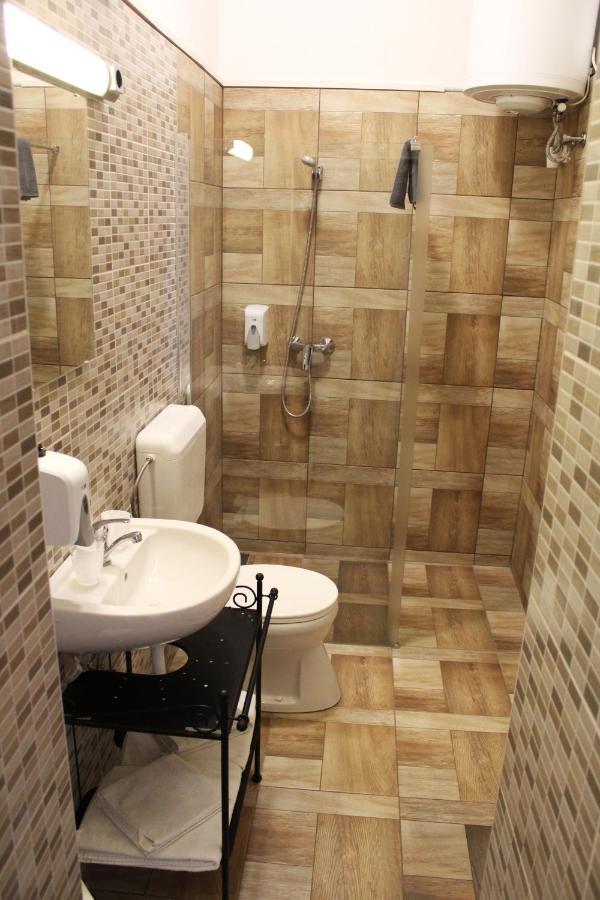 미슈콜츠 Promenade Panzio B&B 외부 사진