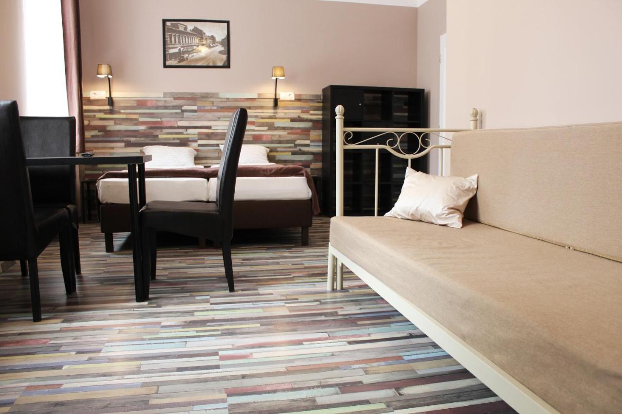 미슈콜츠 Promenade Panzio B&B 외부 사진